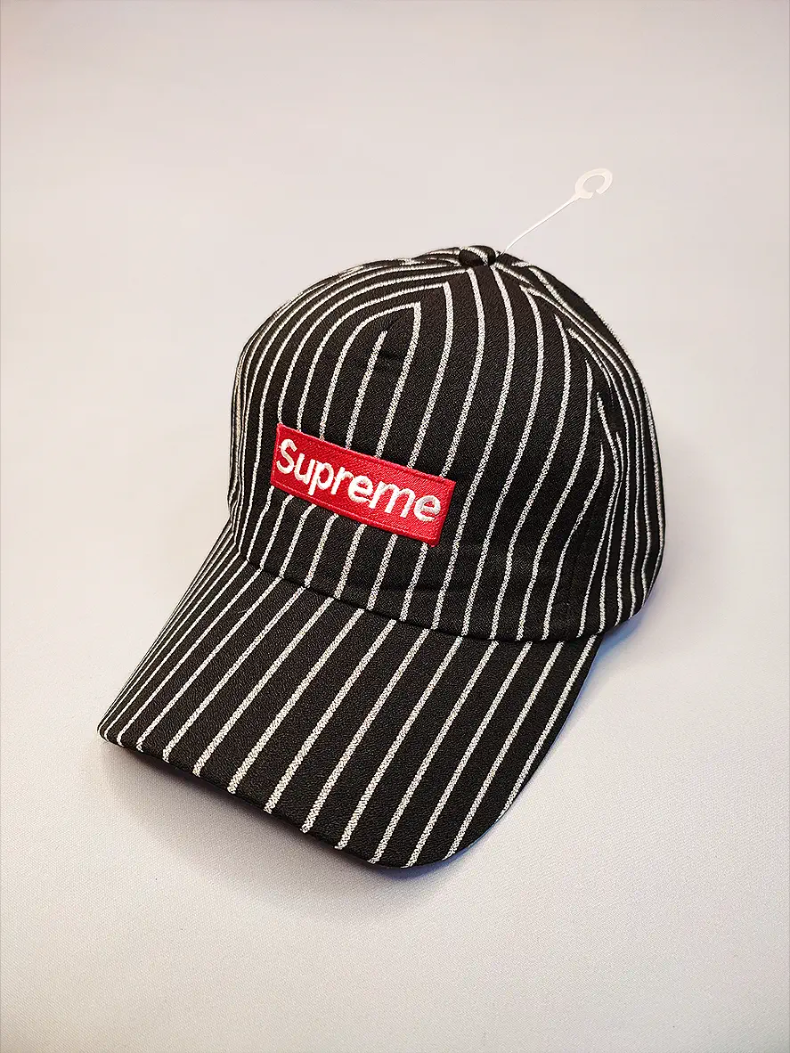 خرید کلاه Supreme