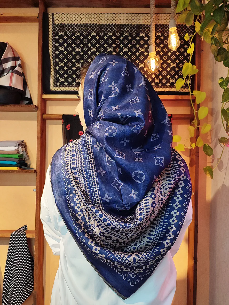 خرید روسری آبی حاشیه سنتی