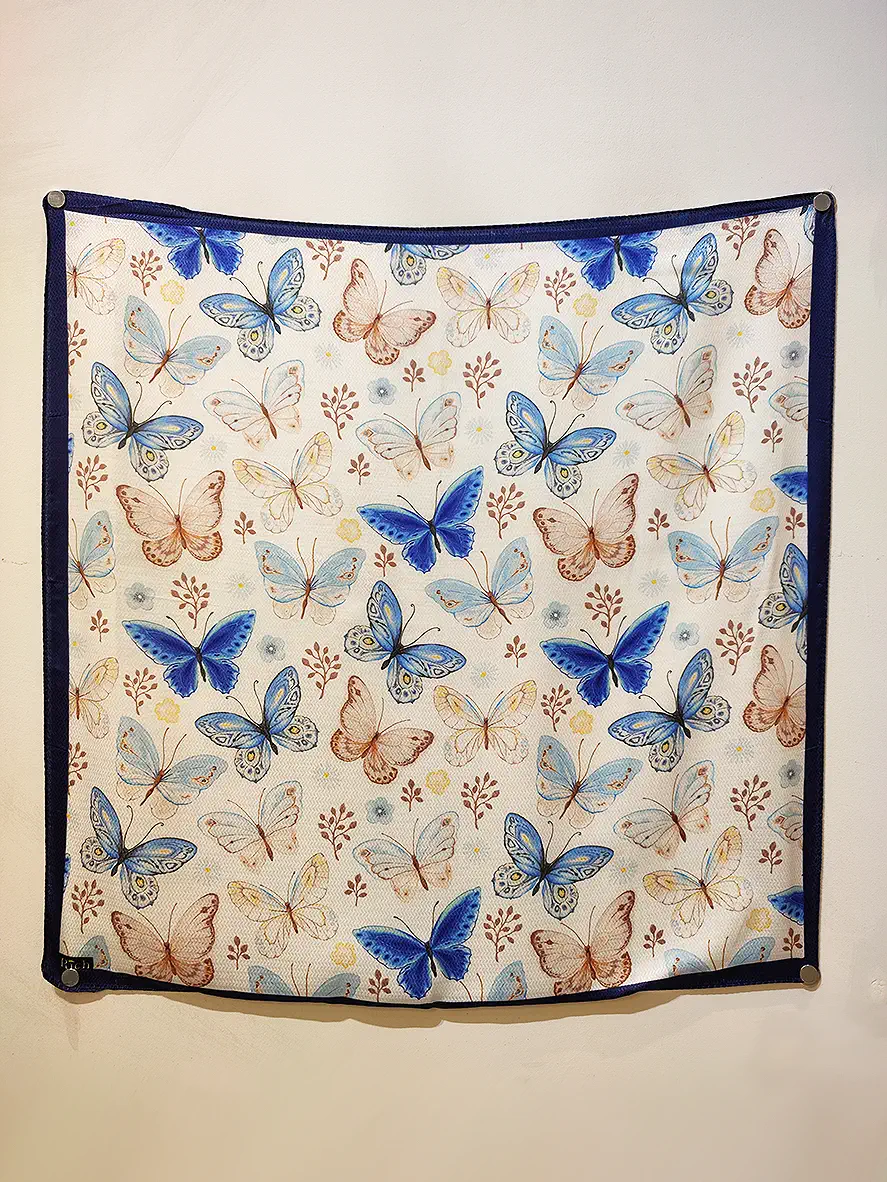 مینی اسکارف طرح پروانه آبی و سفید نخی کد 7252