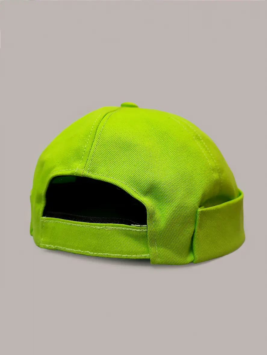 کلاه لئونی رنگ سبز فسفری طرح ساده جنس کتان